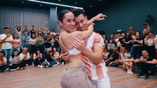 Pablo & Raquel - Bachata Demo